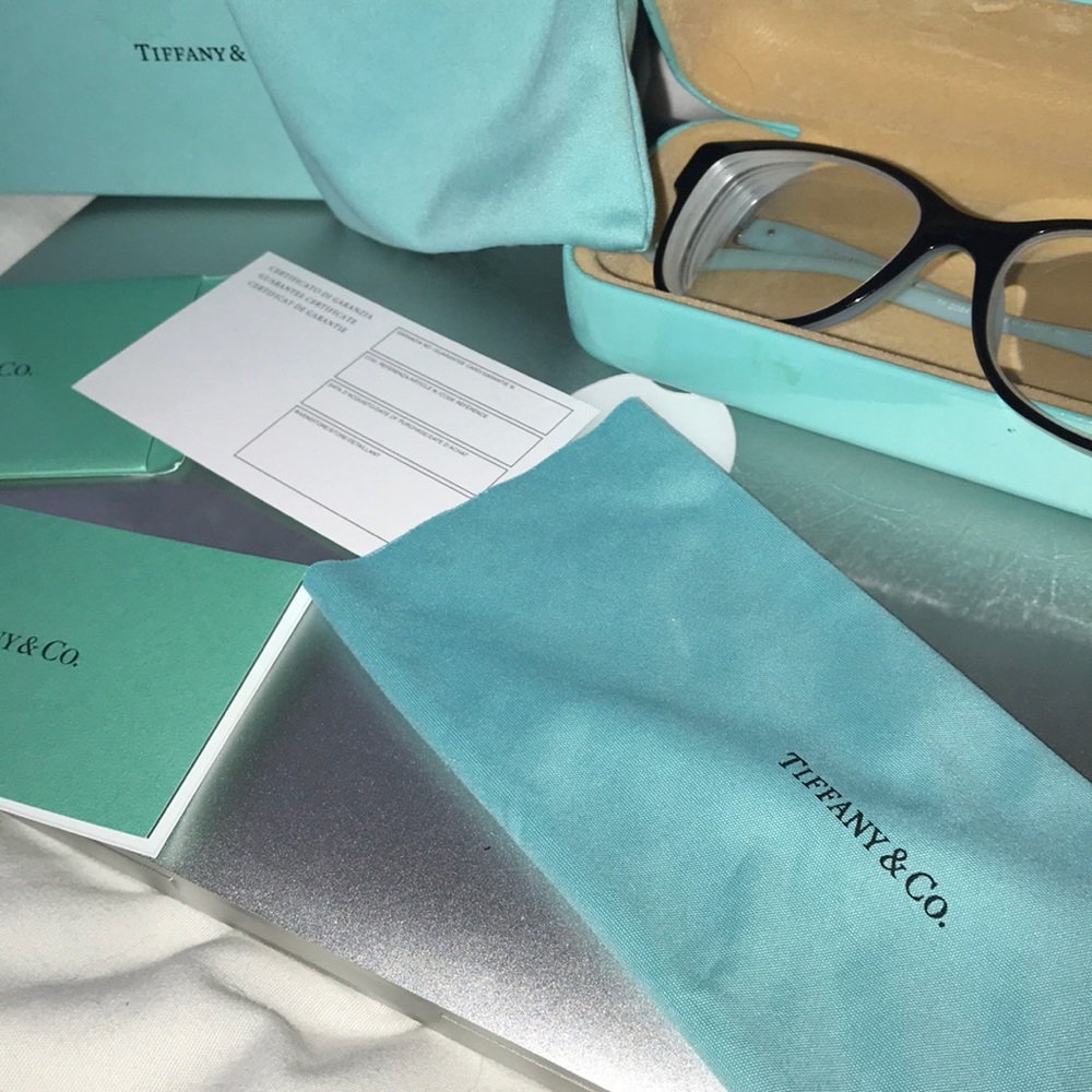 AUTHENTIC TIFFANY GLASSES WITH EVERYTHING